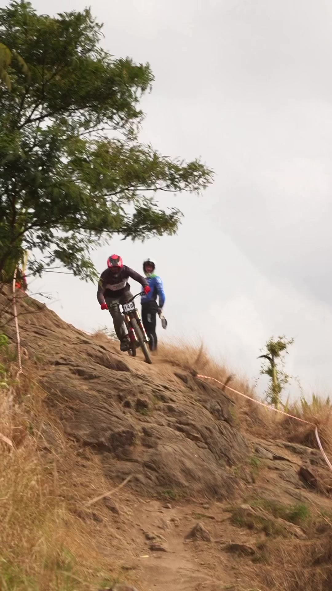 @Kevin Angelo / Downhill-Enduro