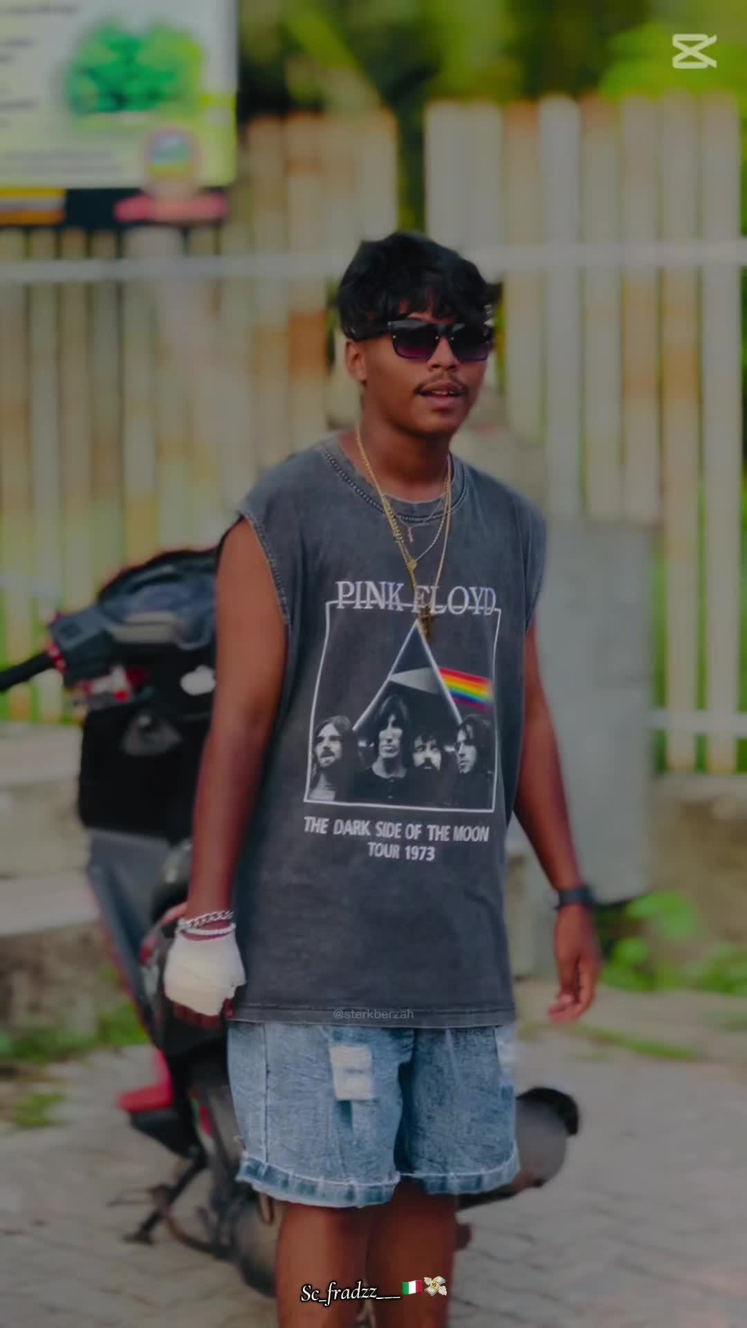 @𝐂𝐡𝐚𝐭𝐡𝐮𝐳𝐳__💸🇮🇹