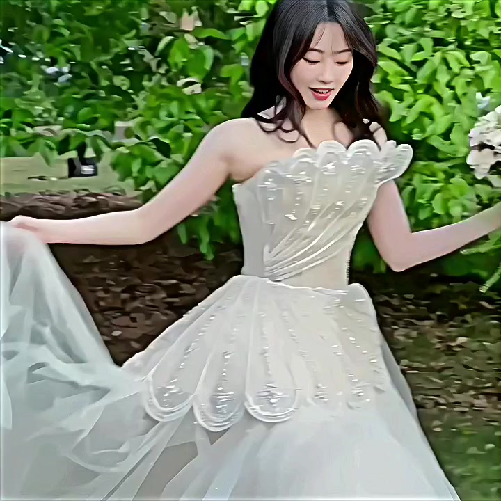 @𝐁𝐀𝐌𝐁𝐈⋆˚祝绪丹𐙚