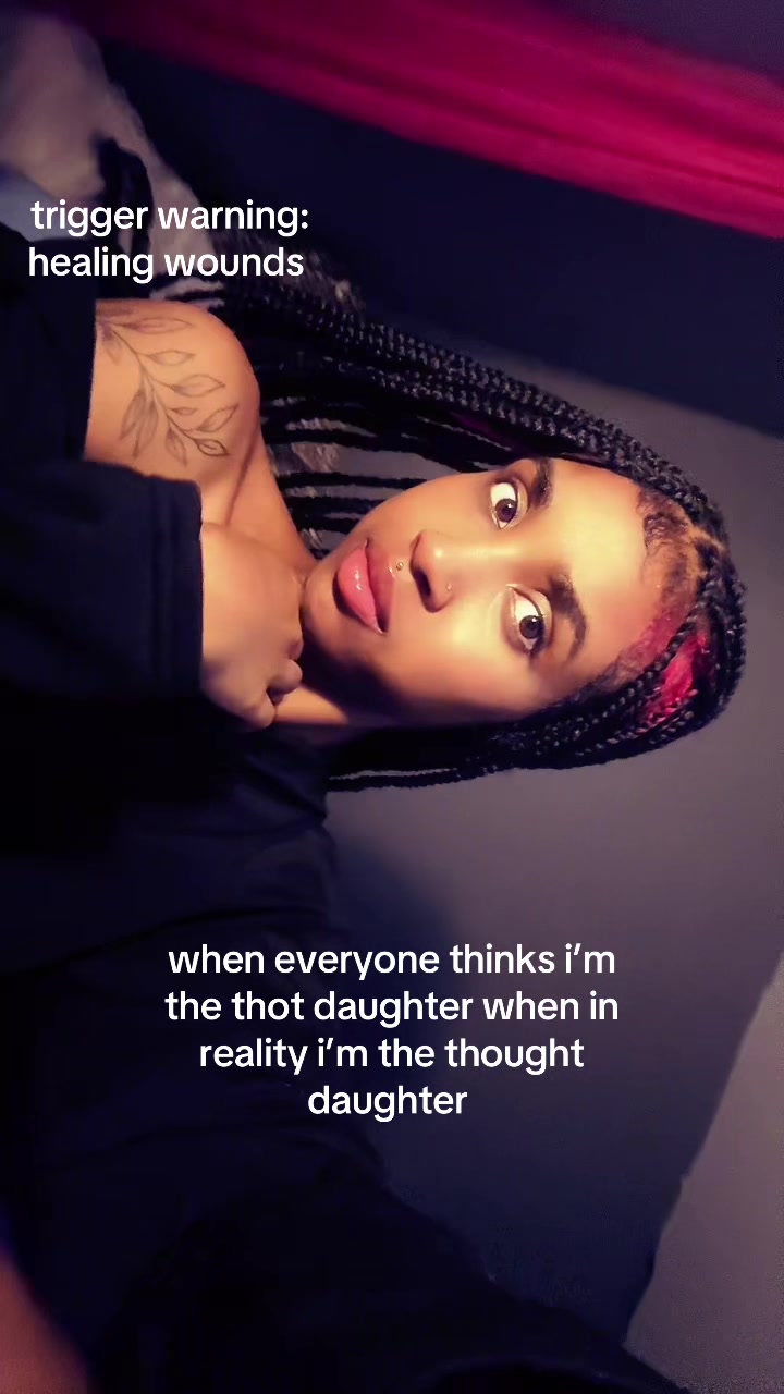 @Alluring Rue 💕🦋