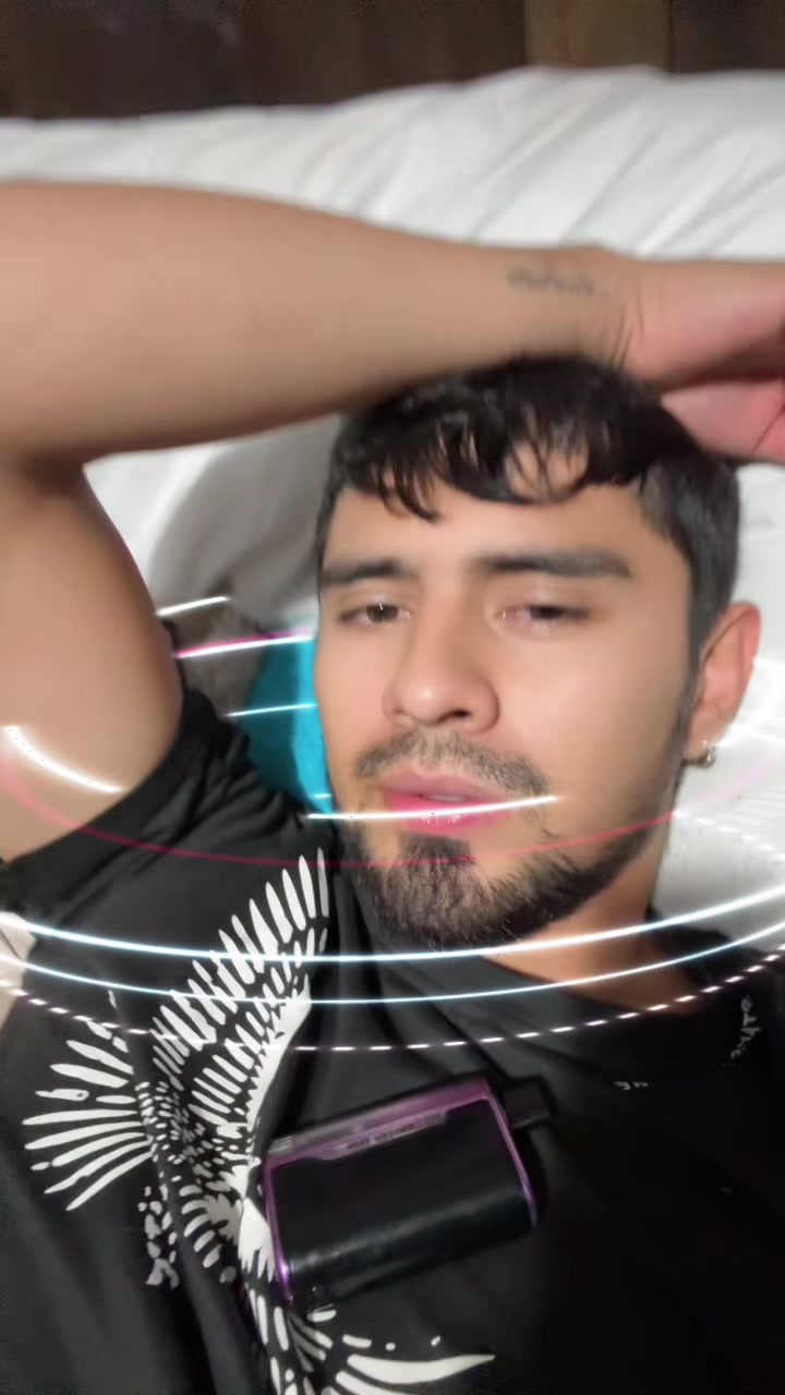@Roberto