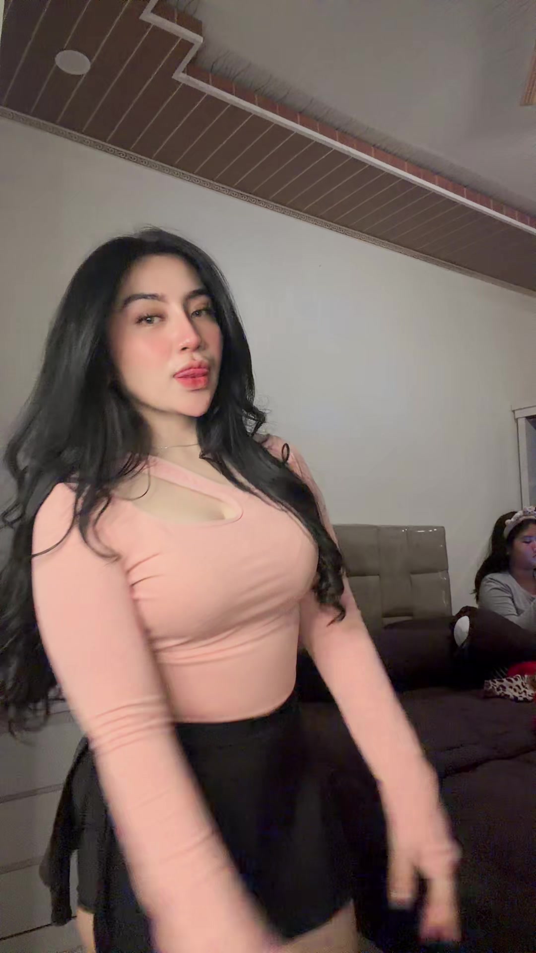 @Haayiiduniaaaaa