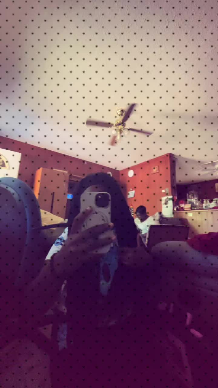 @PR3TTYFAC3BABYJA3/MRSCRYBBY💋