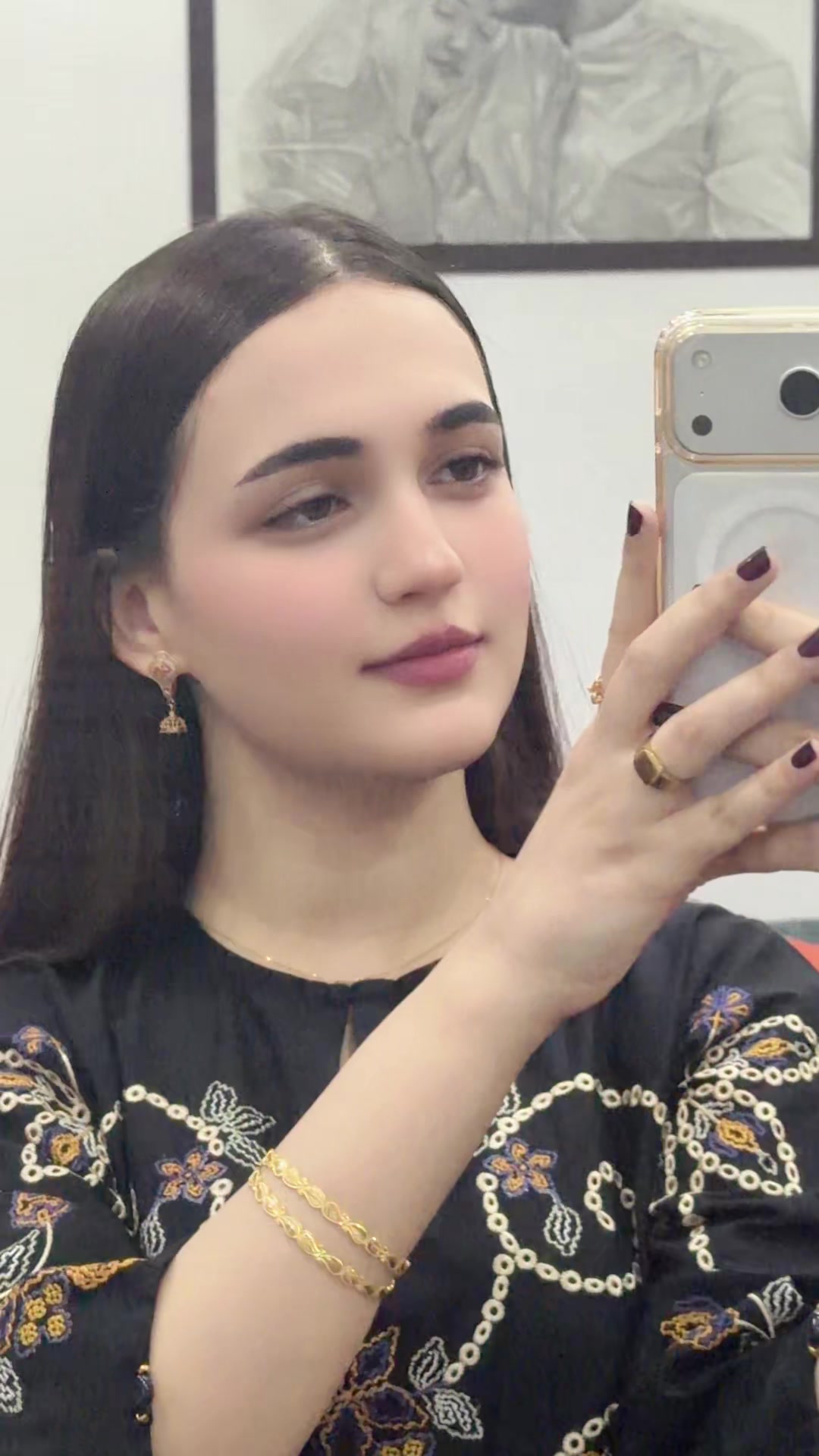 @aizakhaannn_
