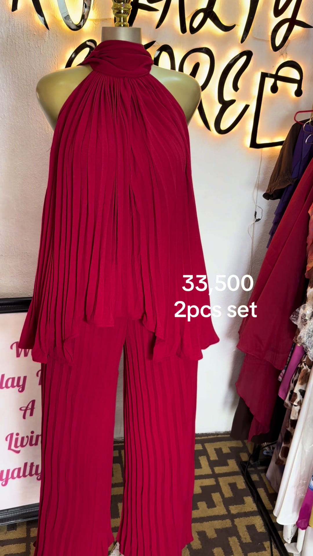@Royaltystore2