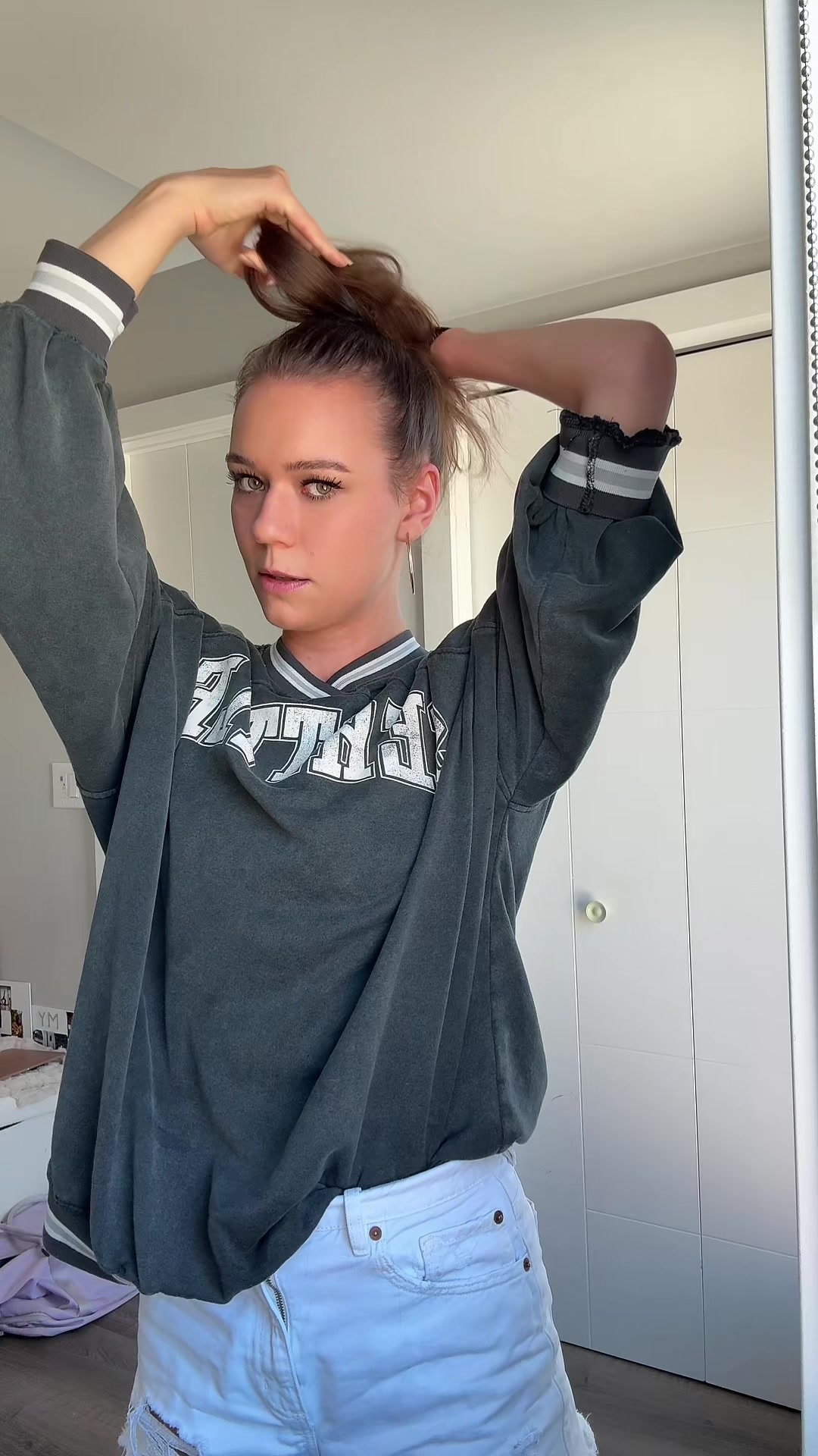 @annie_morav