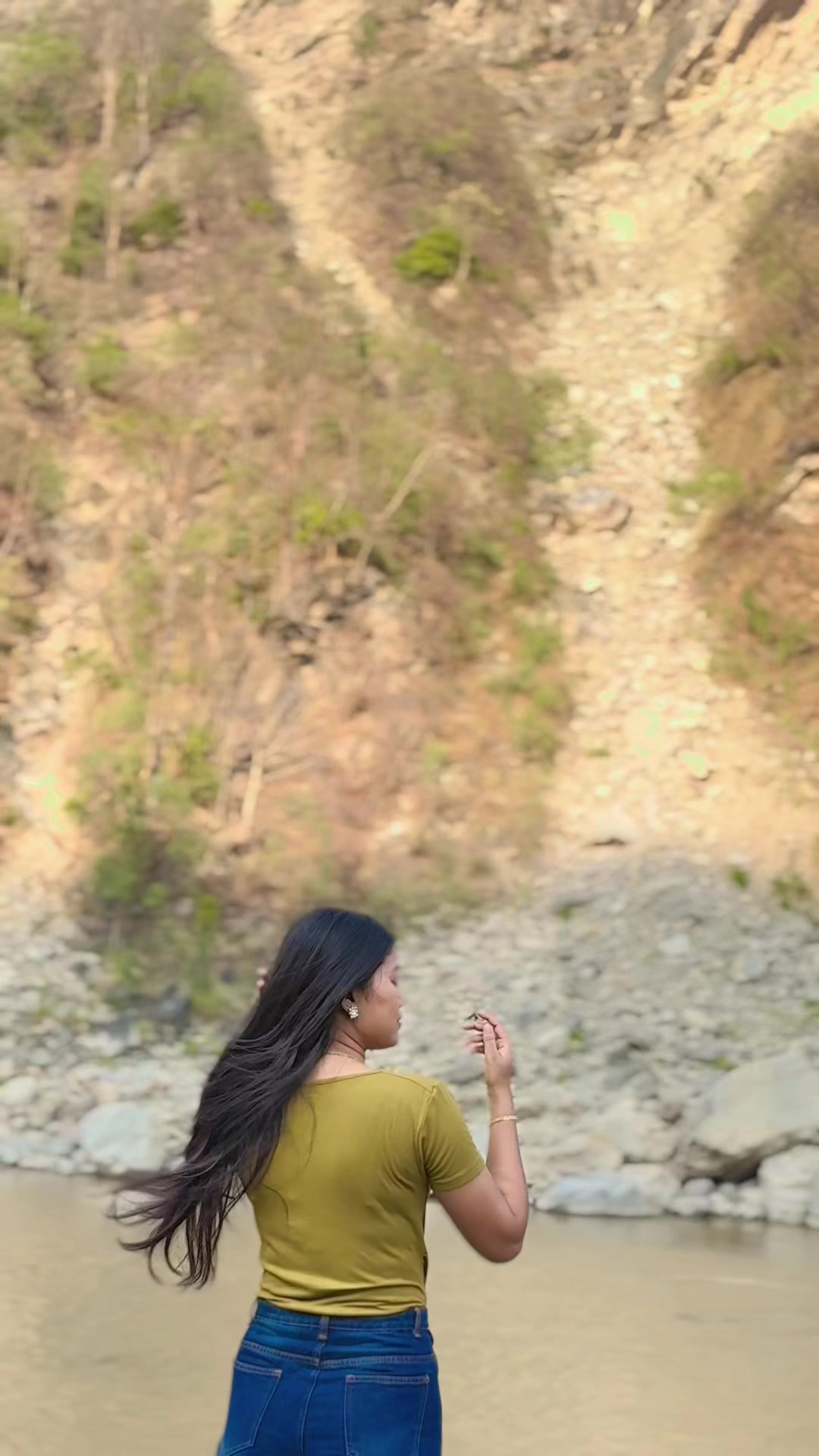 @Sanjana🌸