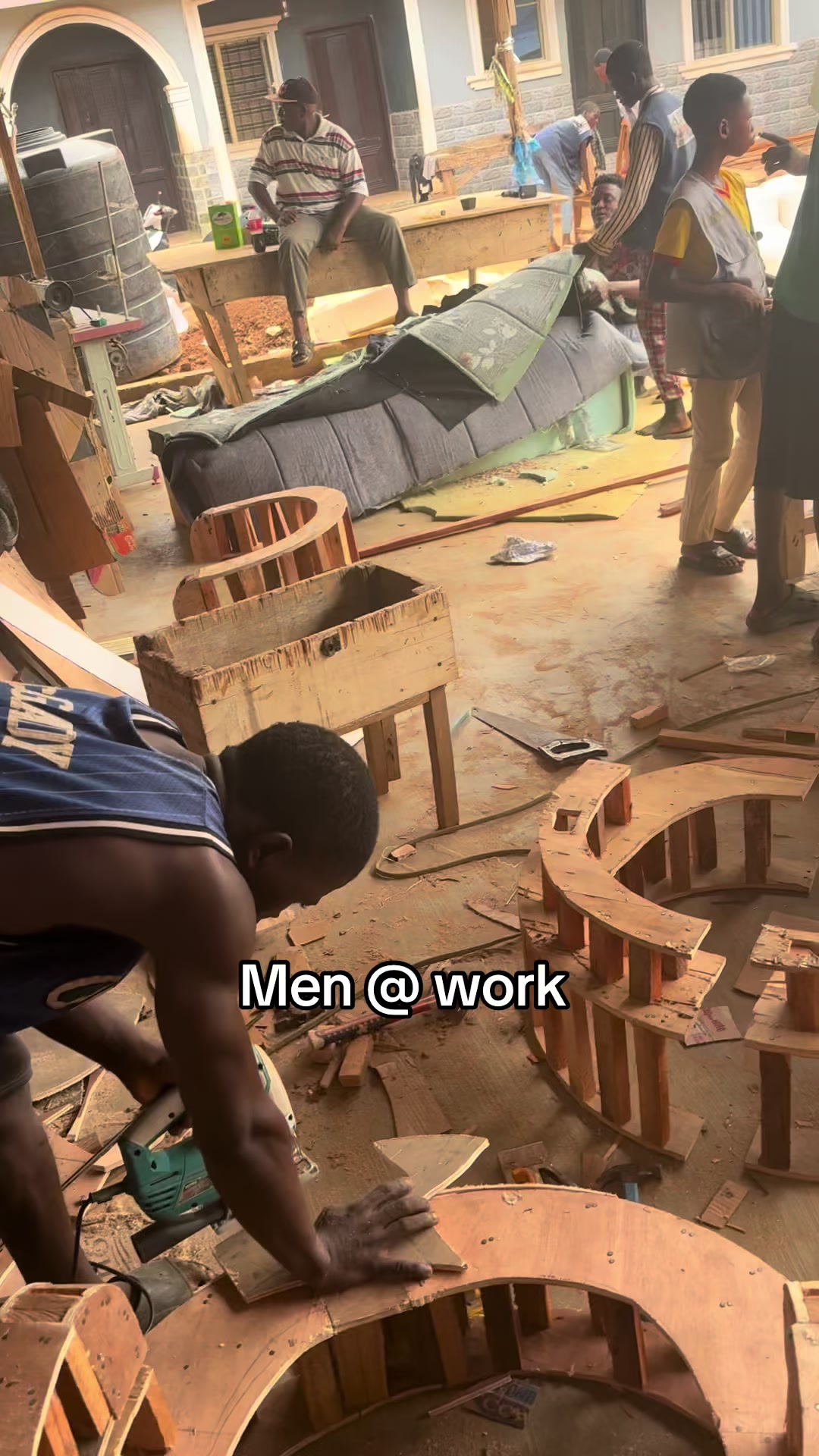 @Lambecraft Furniture