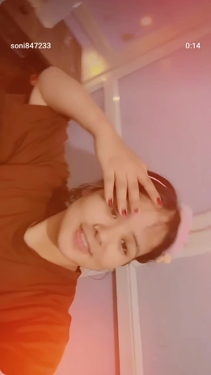 @Soni Bo... ha ra........ 👰♀️