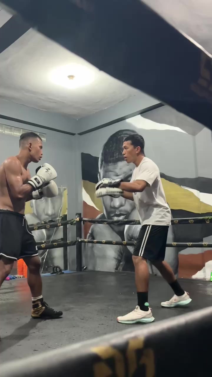 @overhand☢️