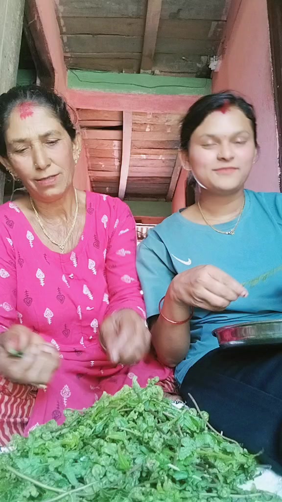 @सिम्रन खड्का क्षेत्री