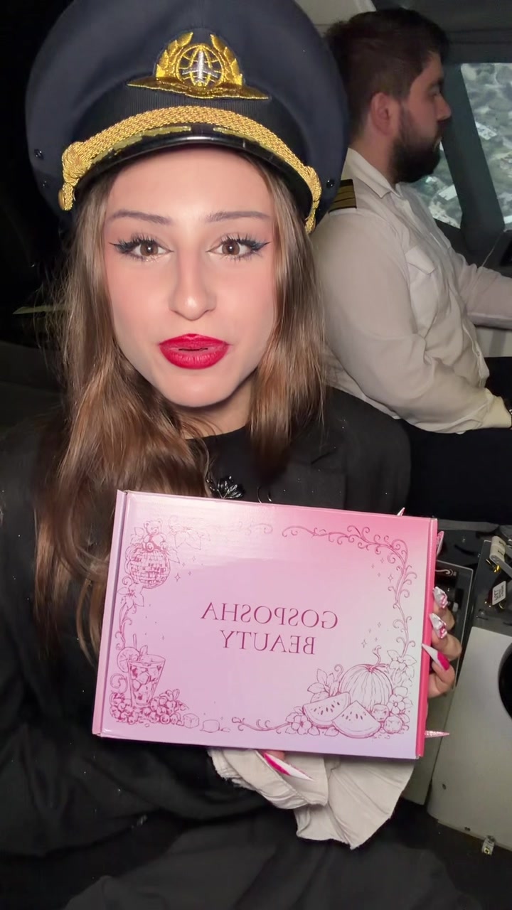 @Госпожа Эвелин Лайф