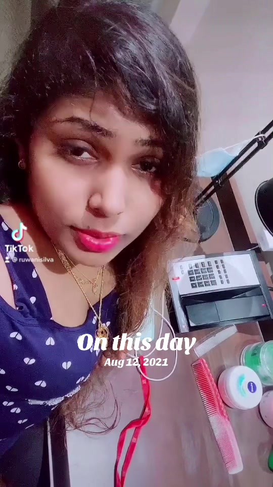 @Ruwani Silva බෝලේ