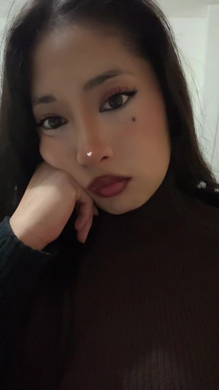 @Mariel 🥀