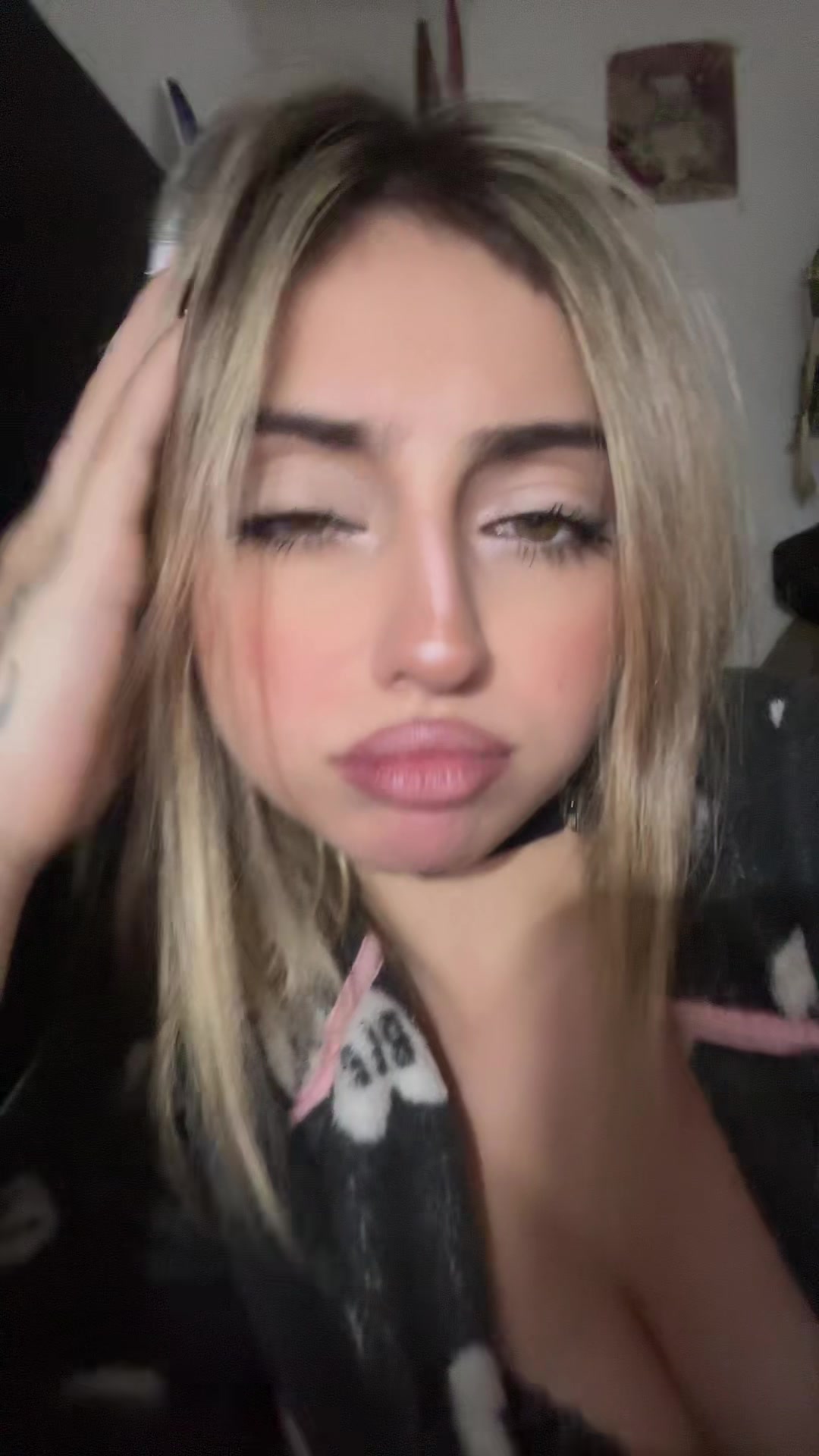 @viuxyta