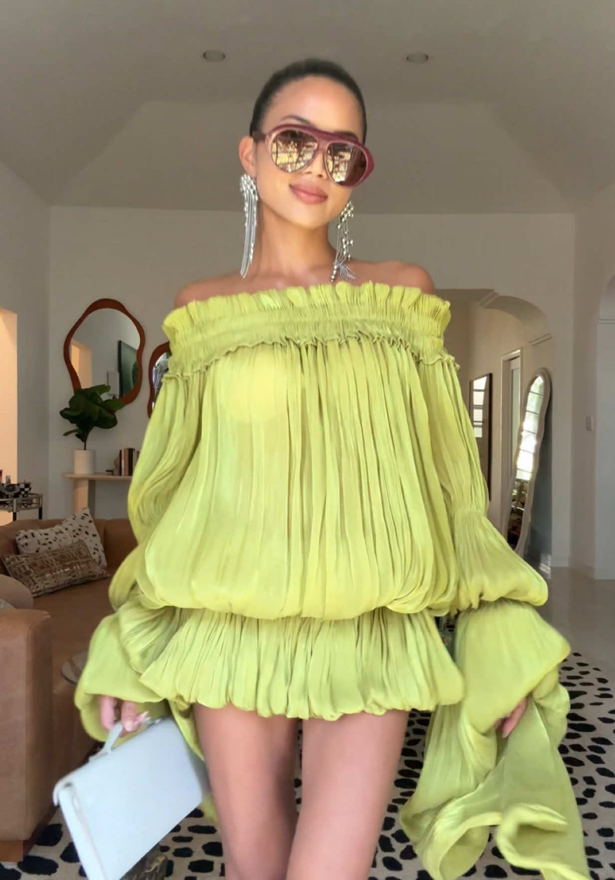 @AliyahWears