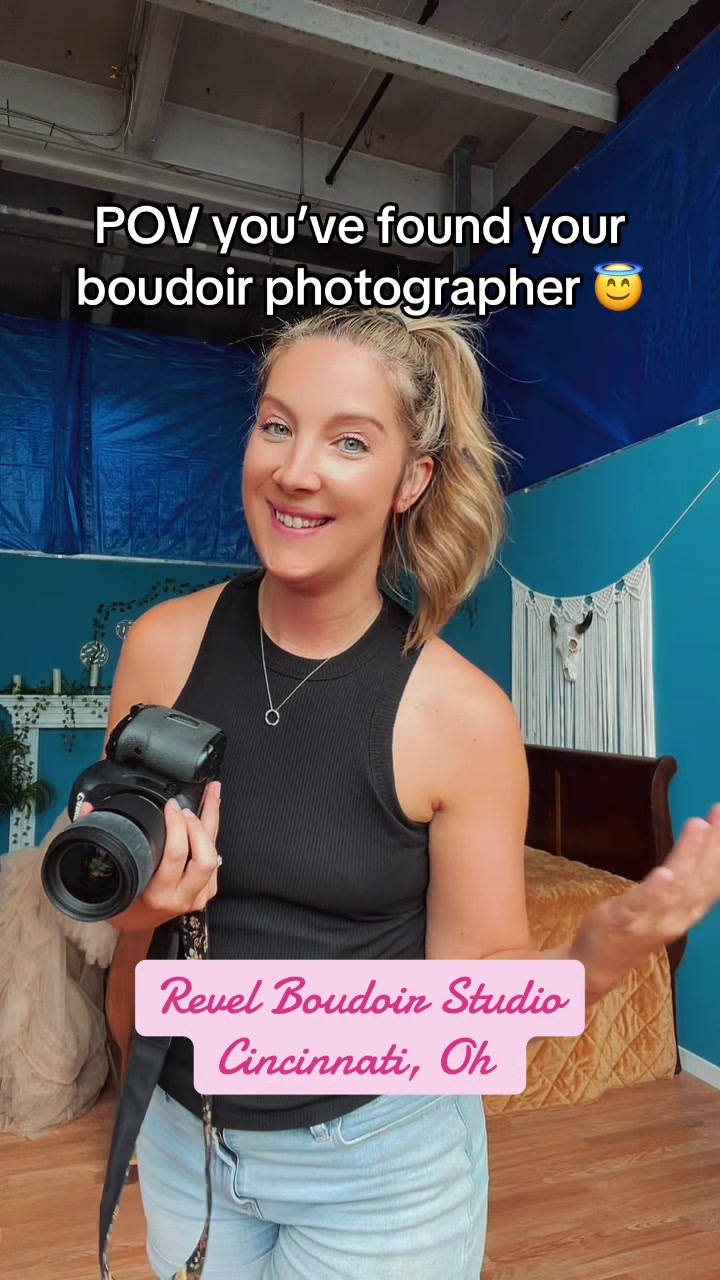 @LAUREN the Cincy 🍑 Photog
