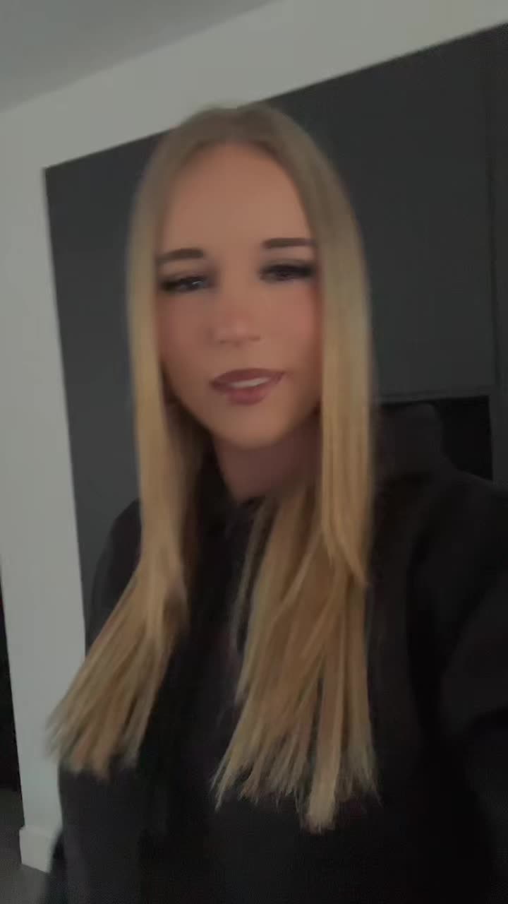 @𝒱𝓇𝒾ℯ𝒹𝒾𝓃𝓃ℯ𝓉𝒿ℯ𝓈ꨄ