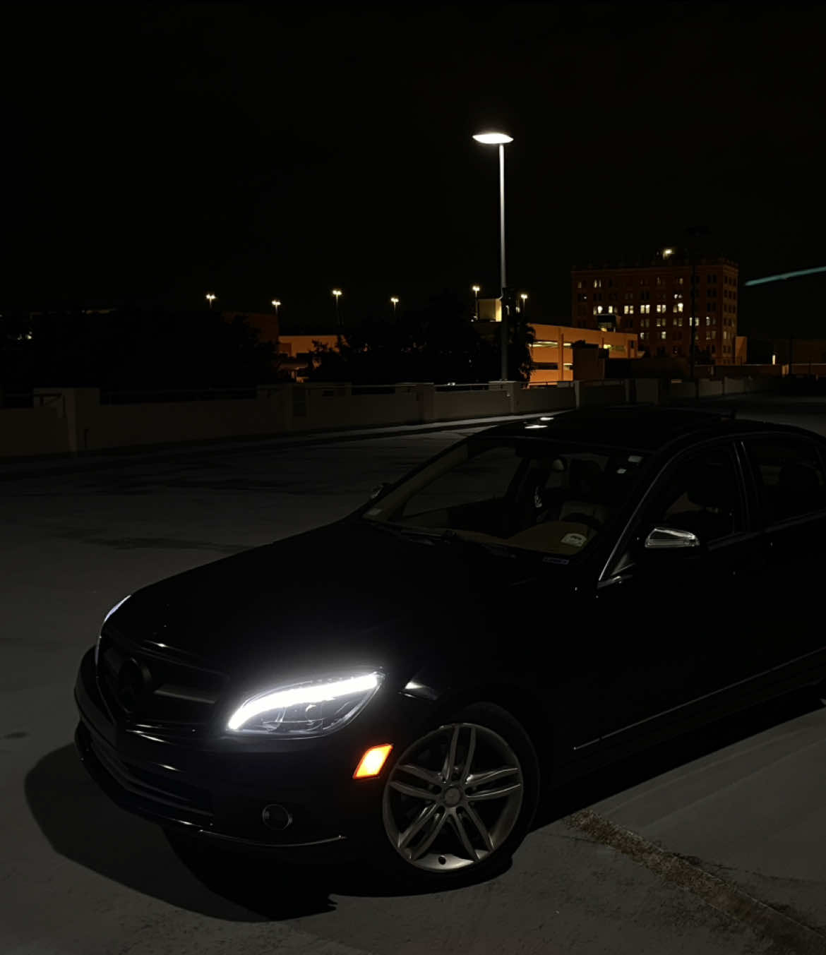 @LakelandsCars
