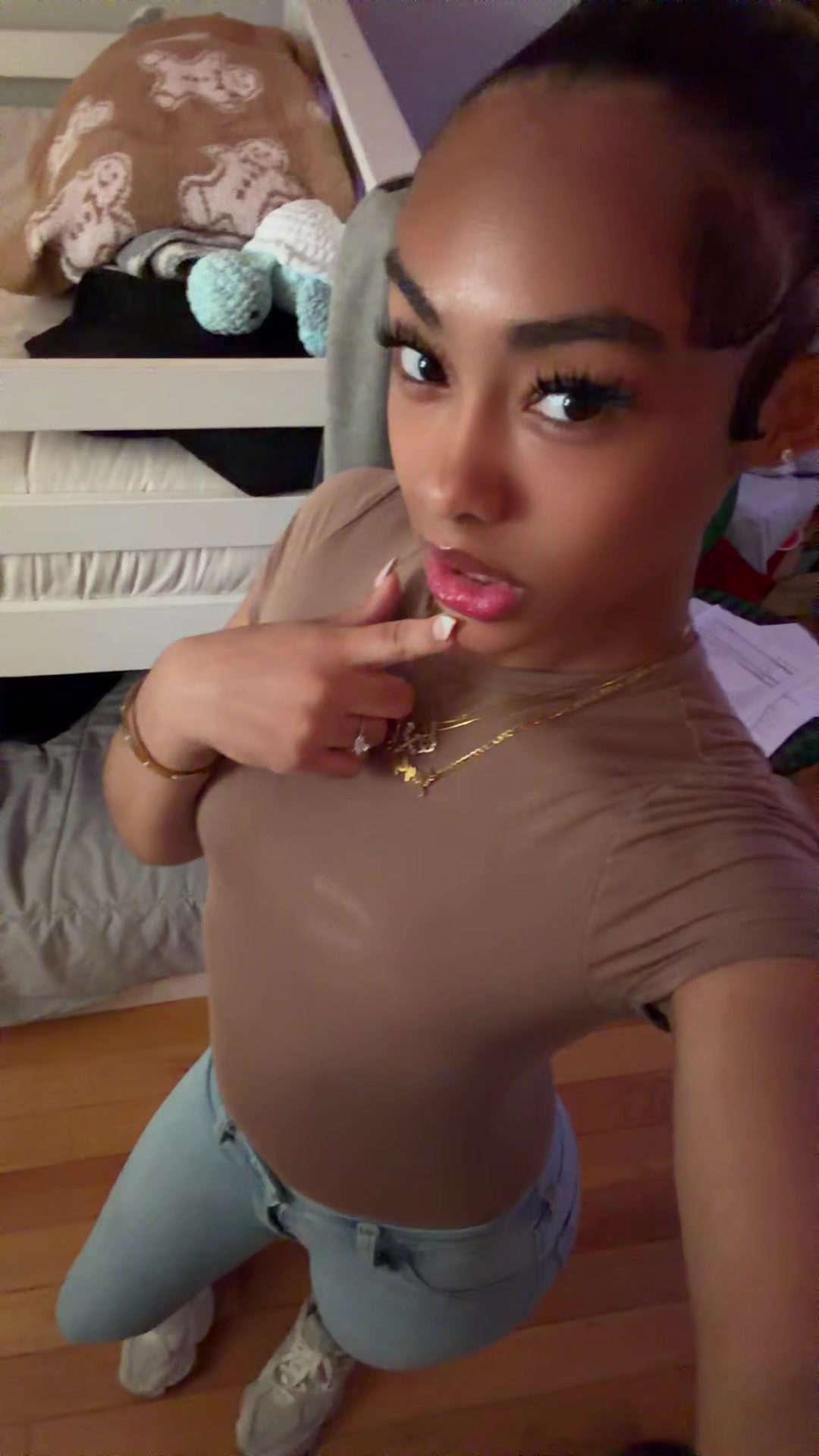 @🧞&zwj;♀️..