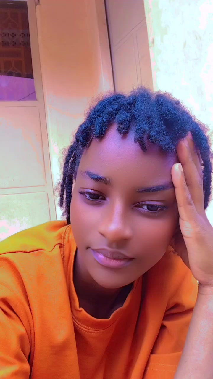 @mairakizito