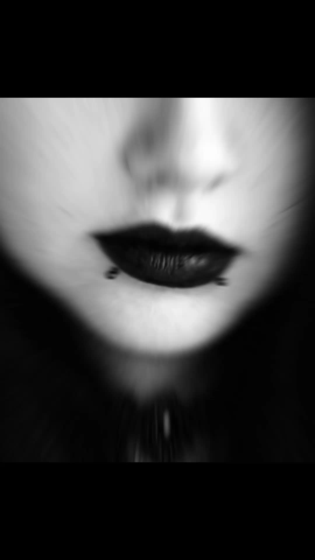 @DigitalGothMommi