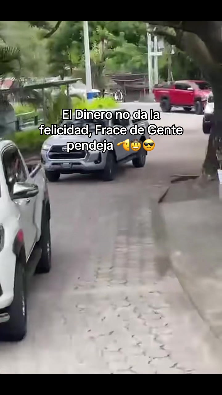 @Denia Díaz👻🤠
