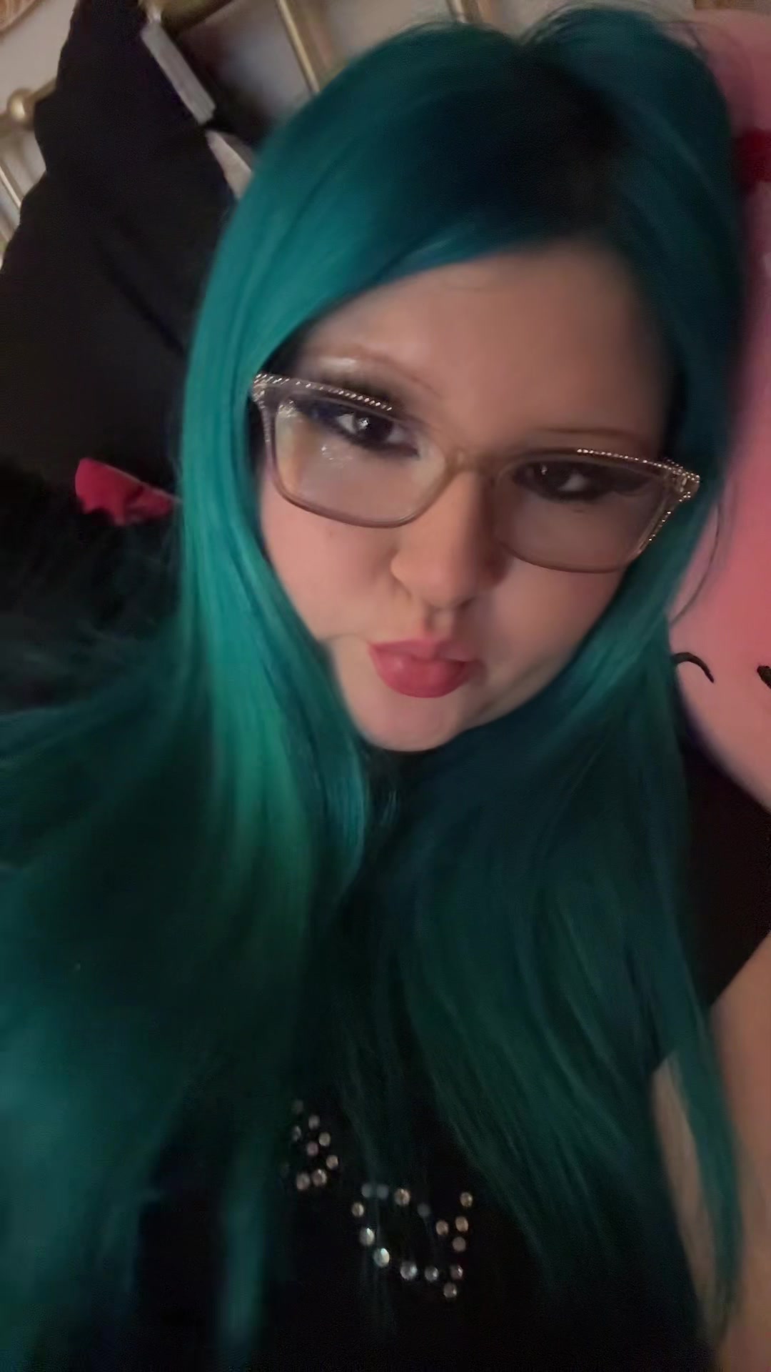 @🦄
