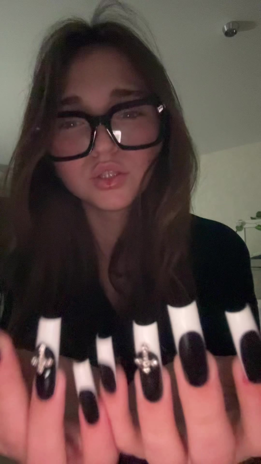 @полиникса