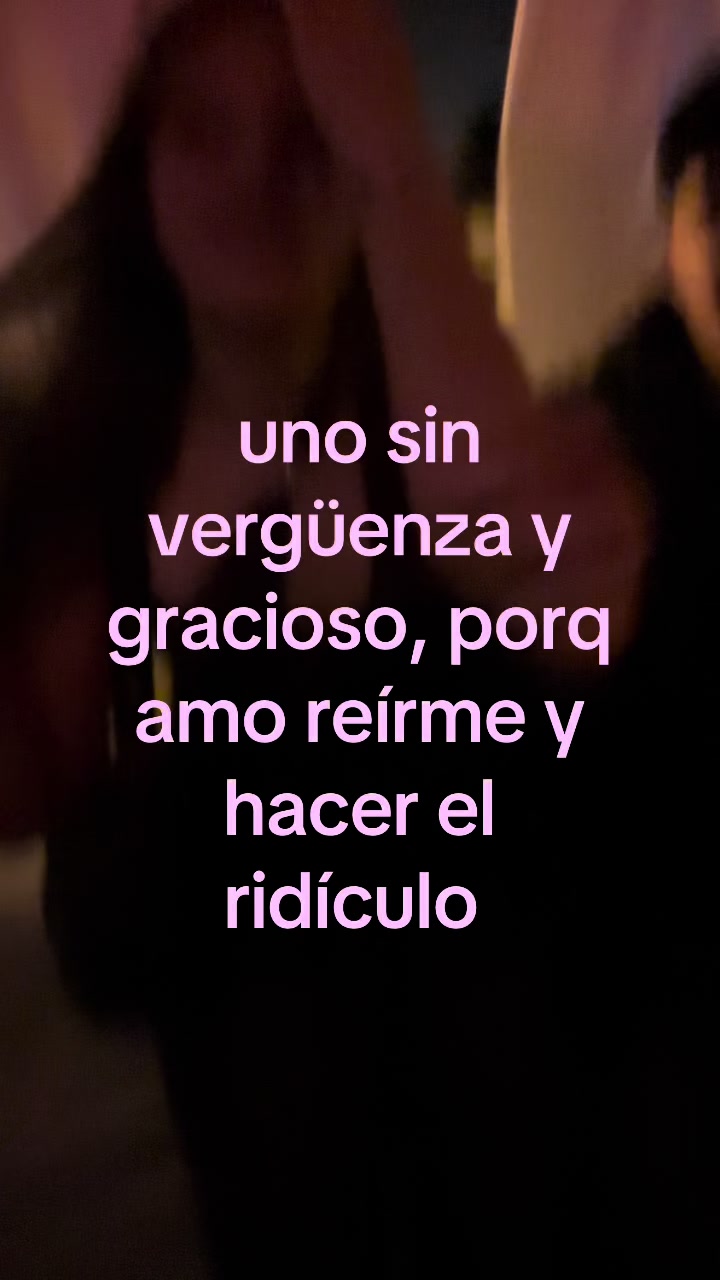 @vickipromax