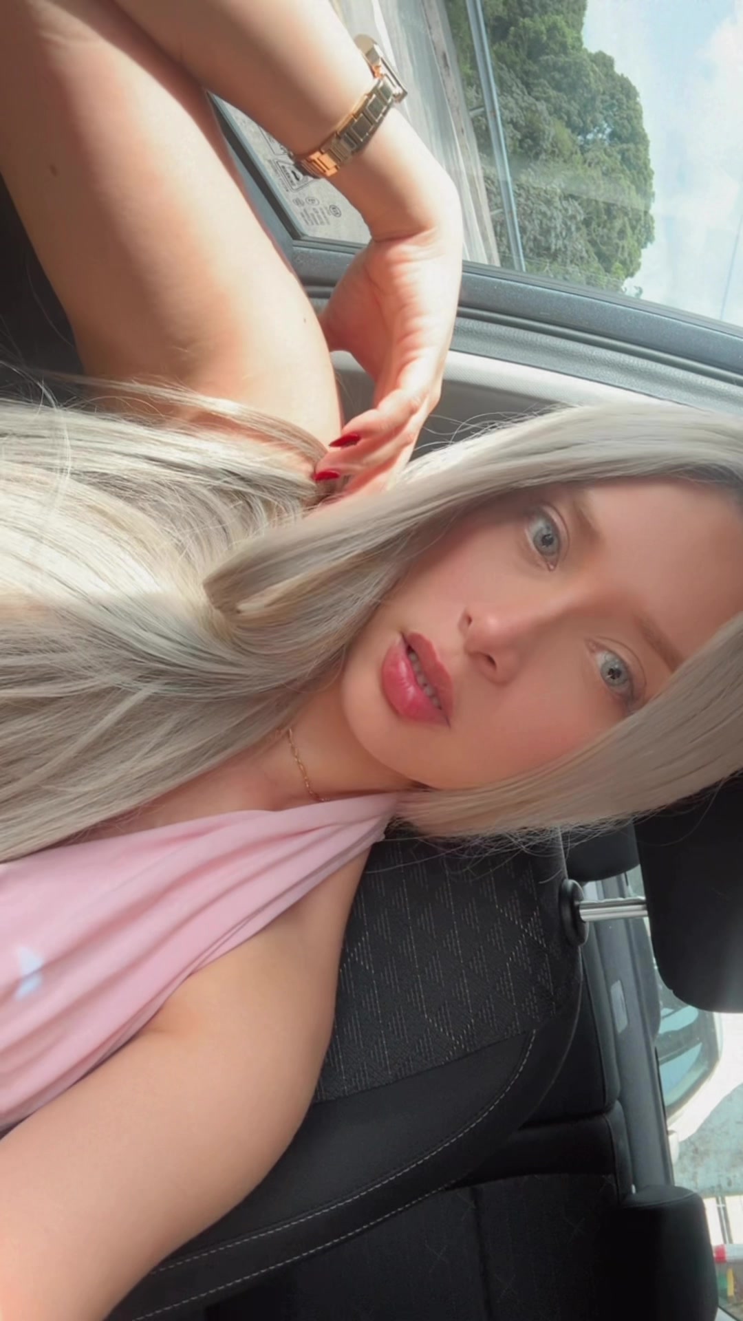 @Tania Cesv