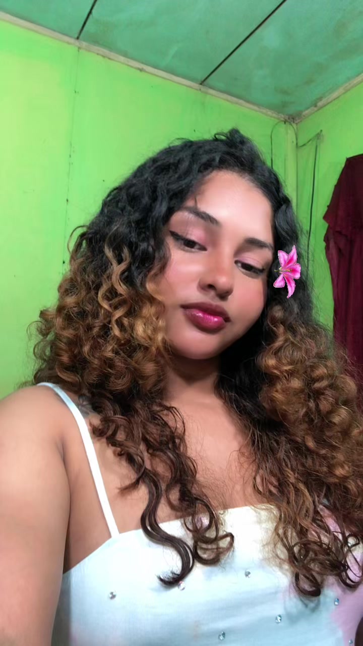 @𝔇𝓮𝓿𝖎💗😍