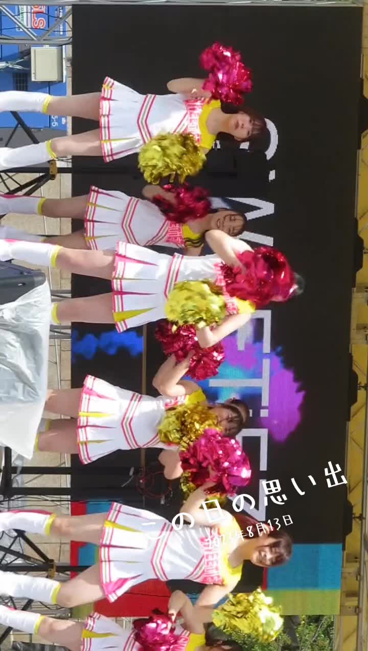 @にゃん😸にゃん😸