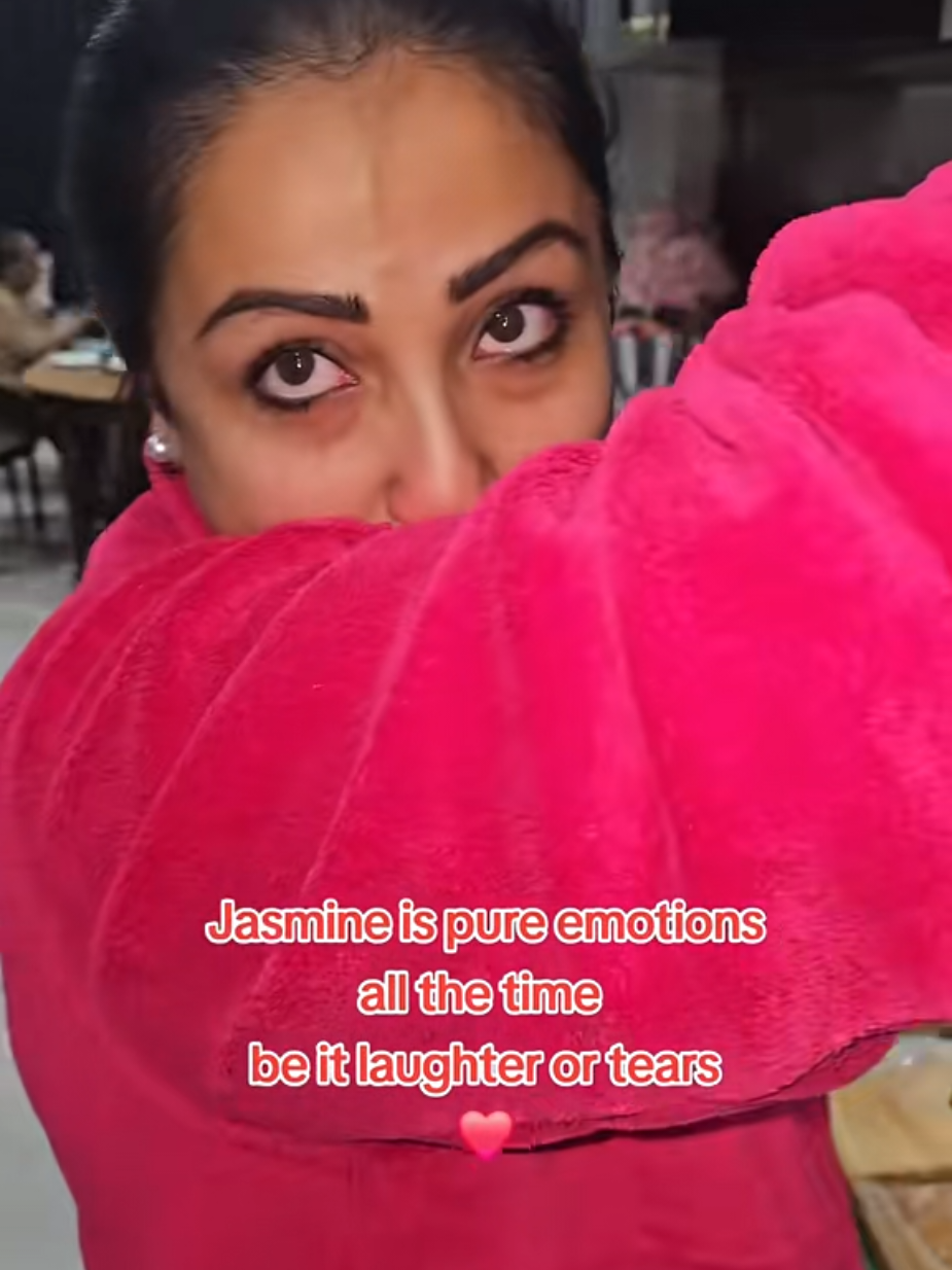 @Aman_Jasmine_Tegh_Dil_Nadar