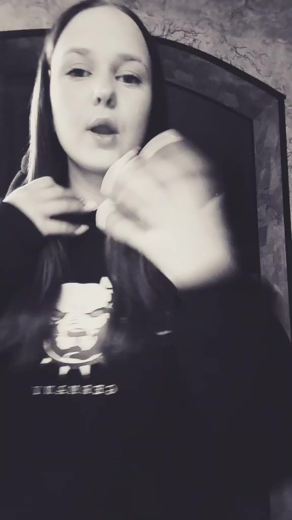@lirika🫀