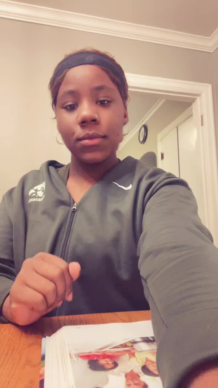 @Zariahsexyfr🤪😏😏❤️❤️🔥