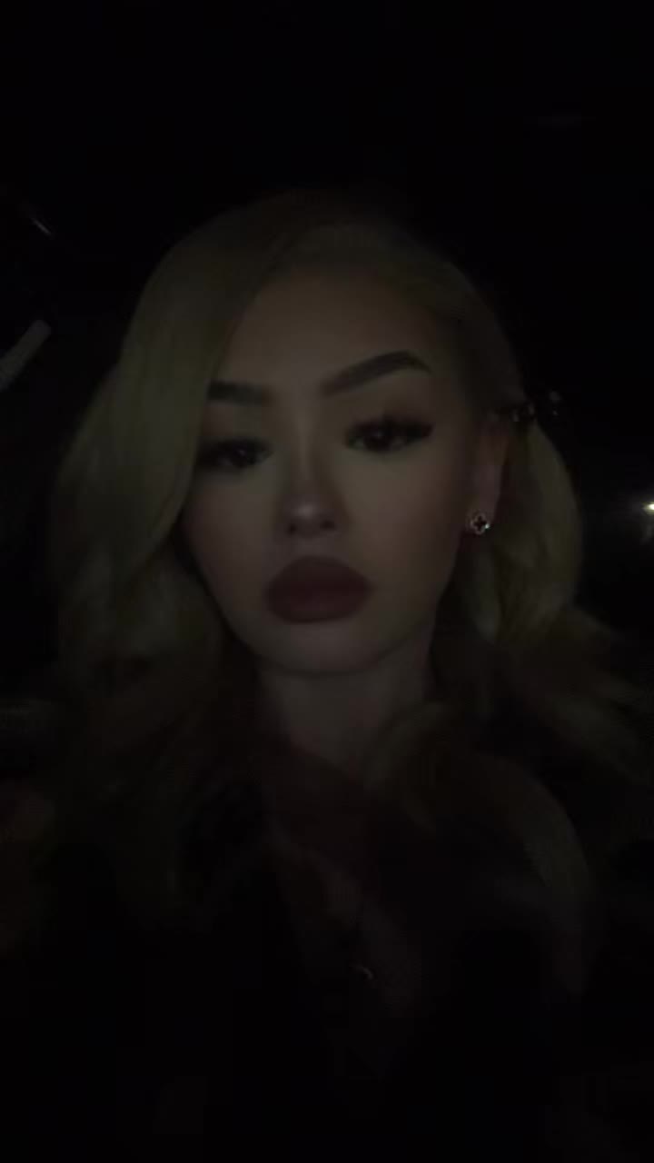 @Defnotlilly