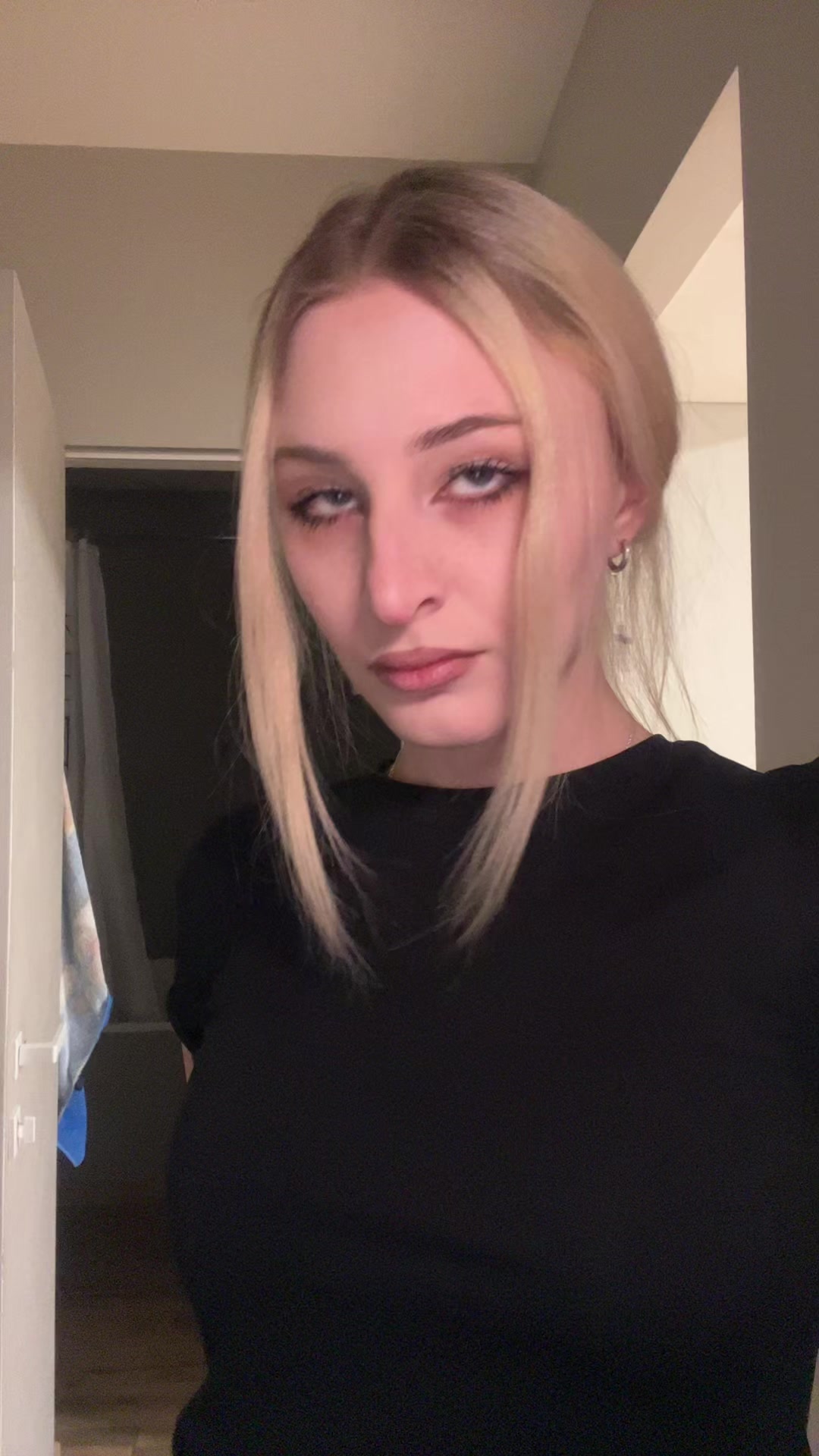 @kisswnnyc