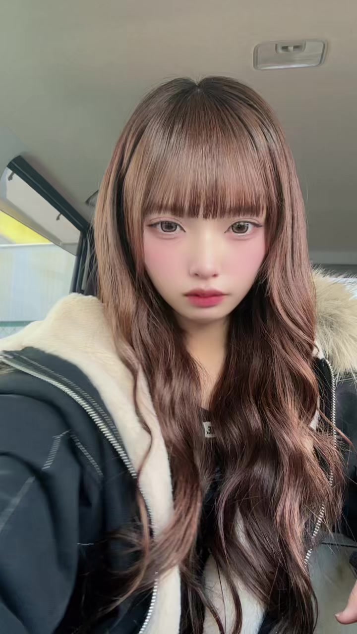 @スズ