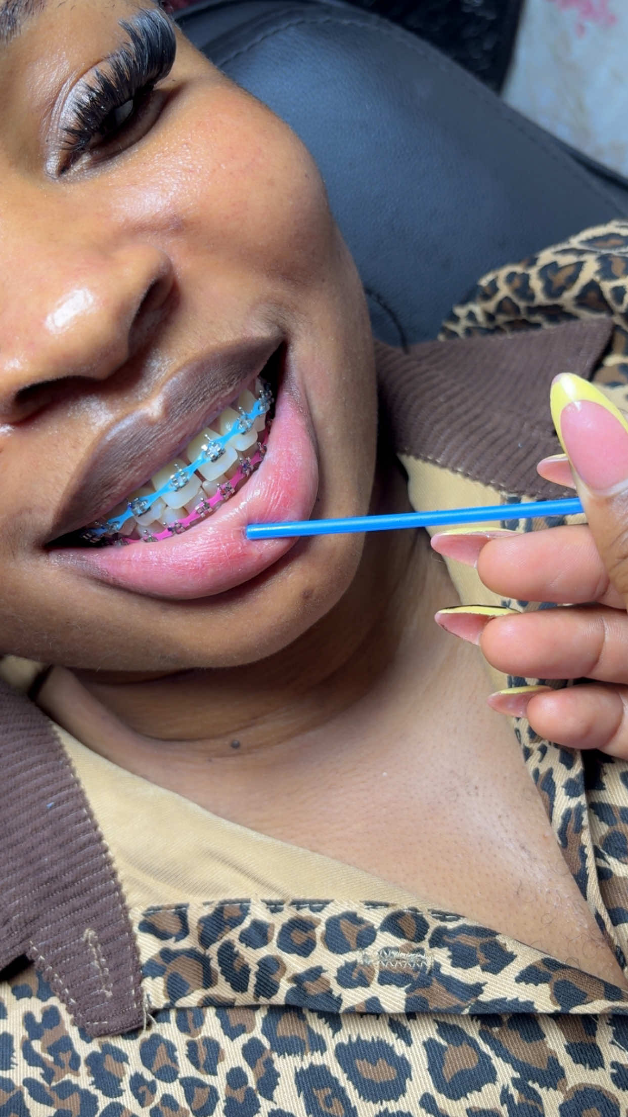 @Preshwaltz (nail/tattoo artist