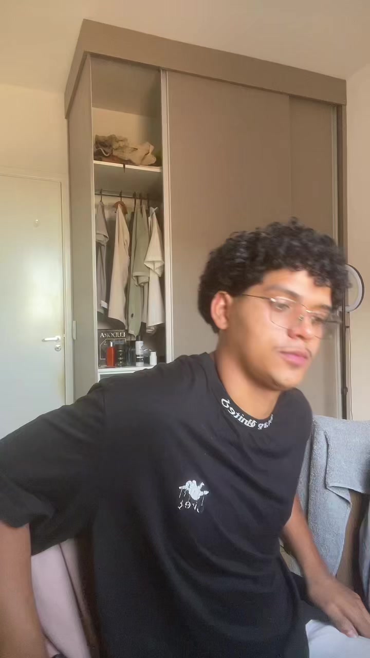 @T.H