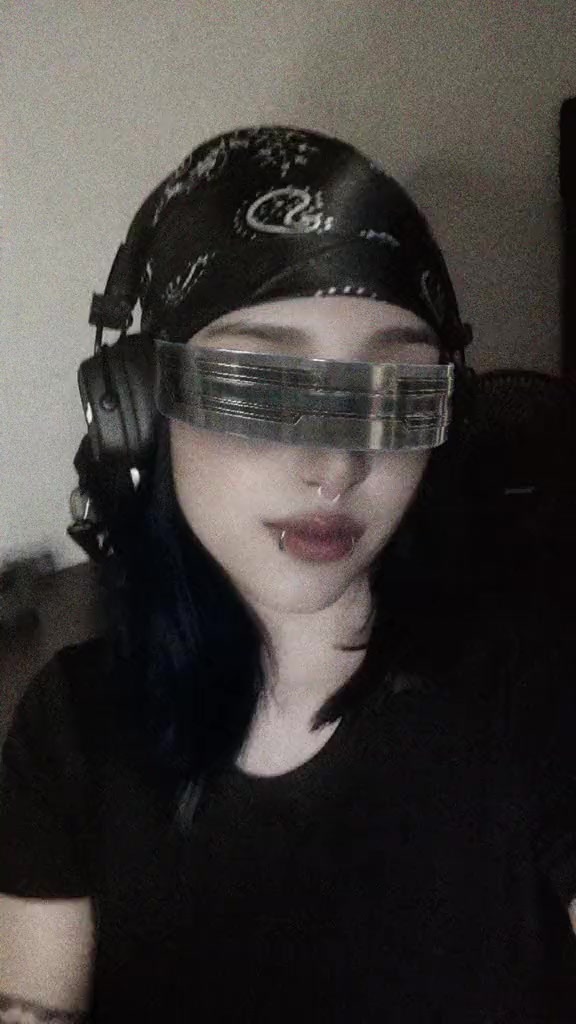 @Jey🖤