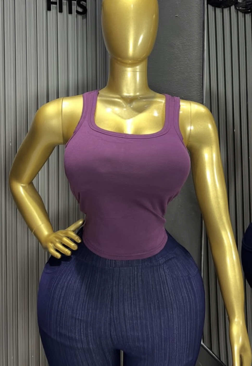 @Ariks trends 🛍️👗