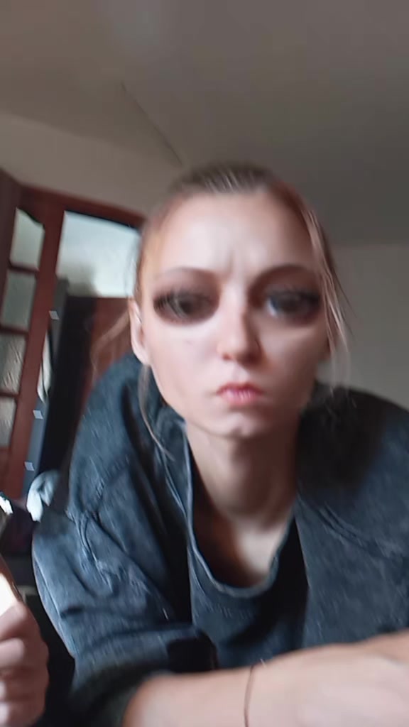 @Молодая мама😏😜