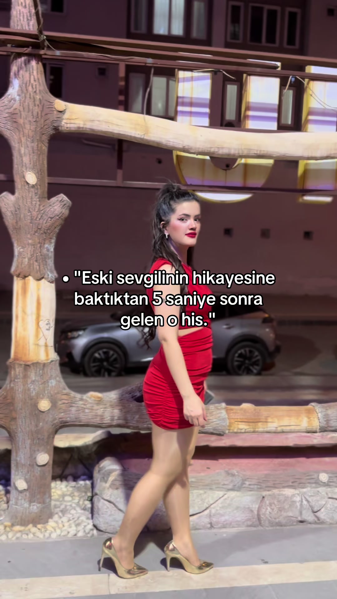 @KİMBULAWİNİA