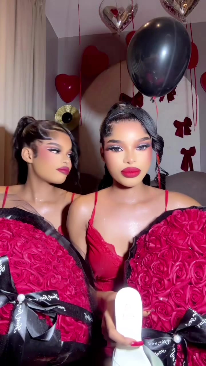 @Twinzcandy