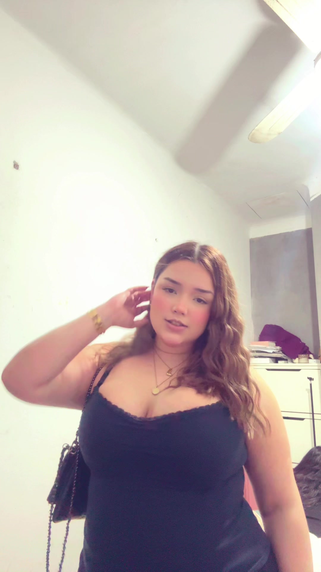 @Lara