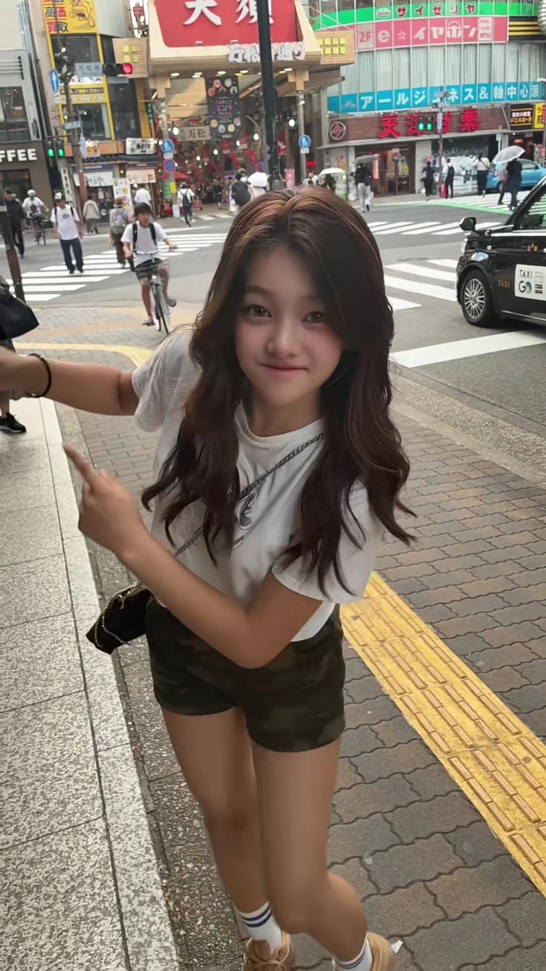 @虹咲カリナ