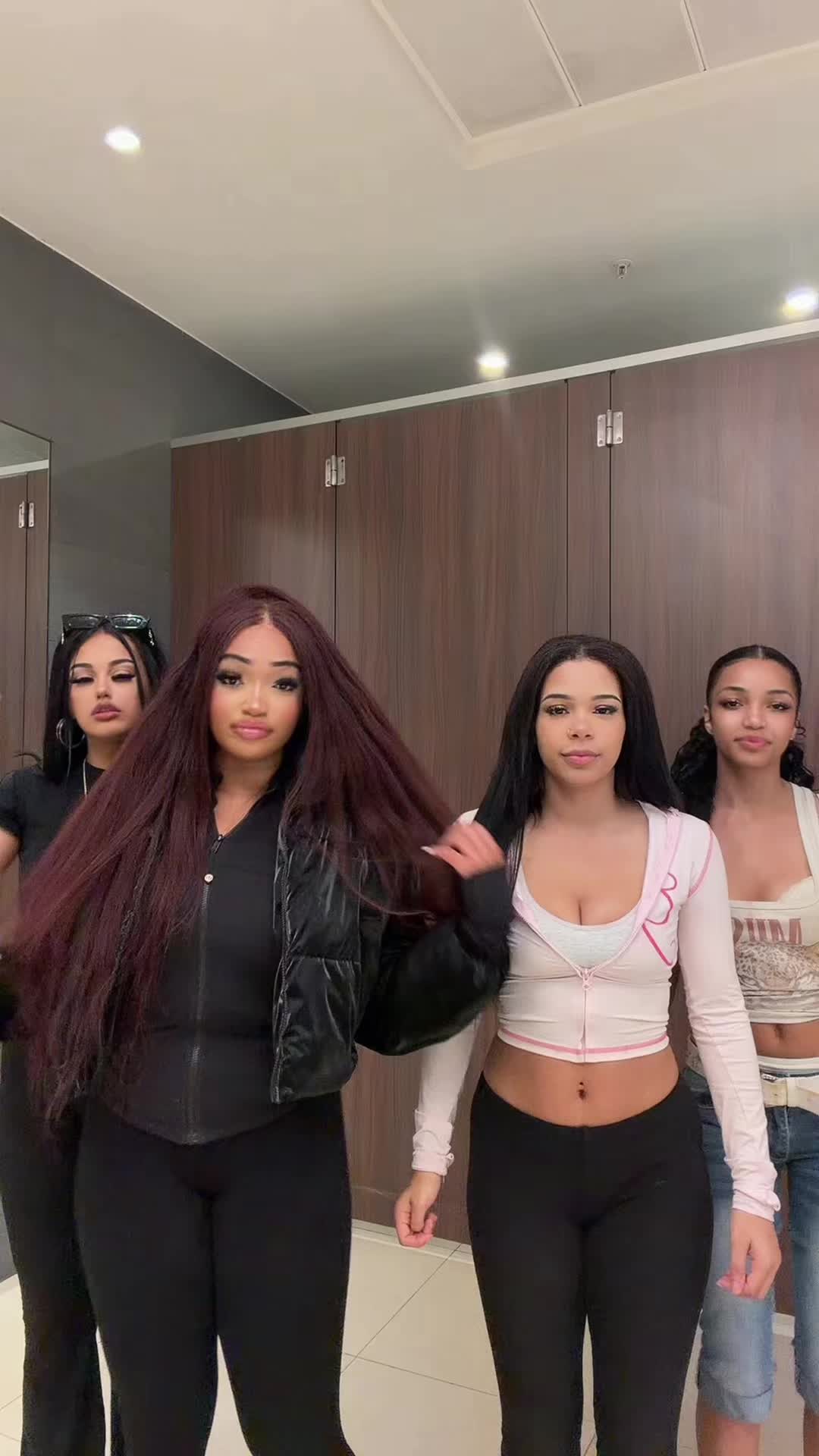 @𝐀𝐋𝐄𝐗𝐈𝐒 𝐃