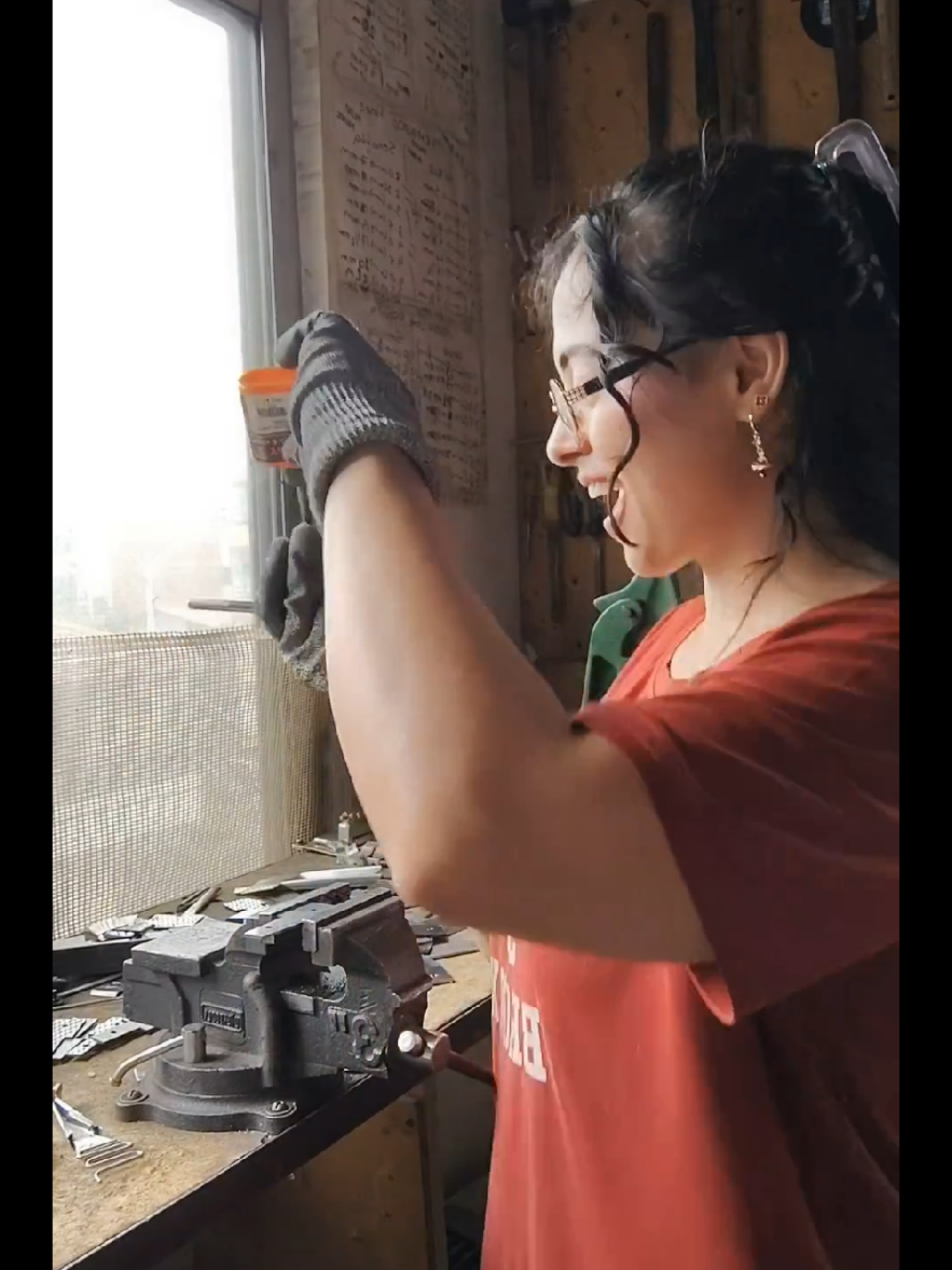 @Dani 👩🔧🧤